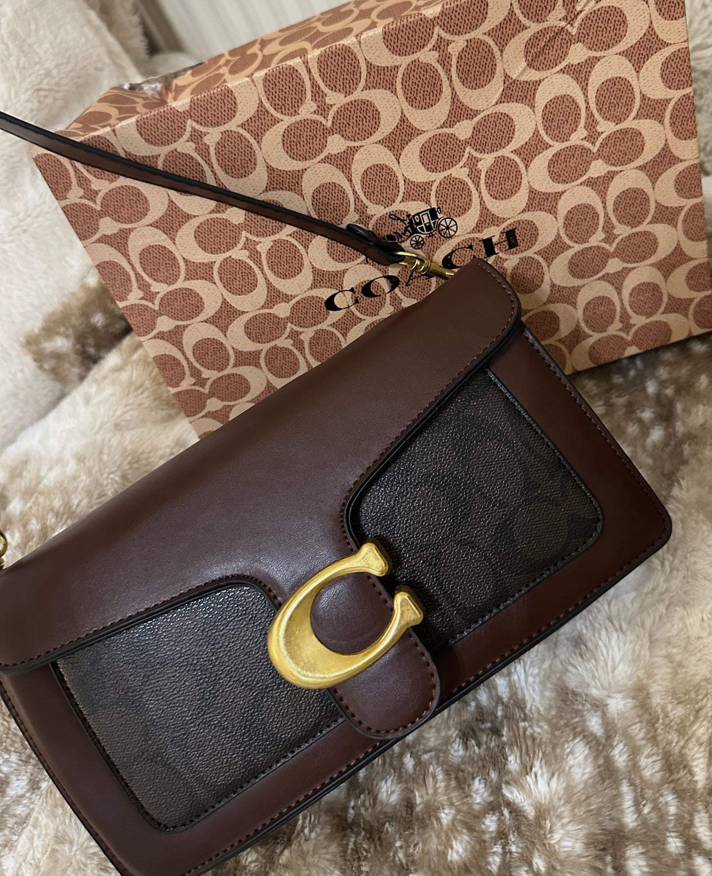 C Tabby Shoulder Bag